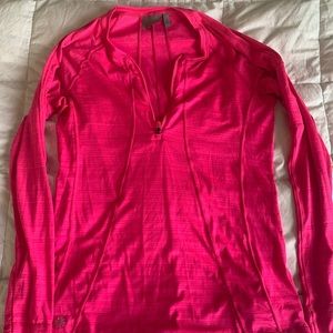 Athleta Pacifica UPF Top Rashguard Pink